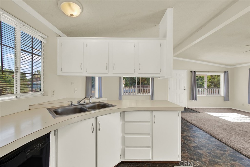 1177 Fig Property Photo 28