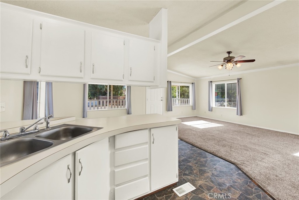 1177 Fig Property Photo 29