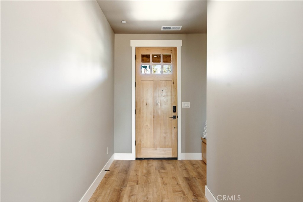 6337 Oliver Road Property Photo 5