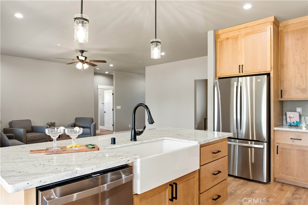 6337 Oliver Road Property Photo 13
