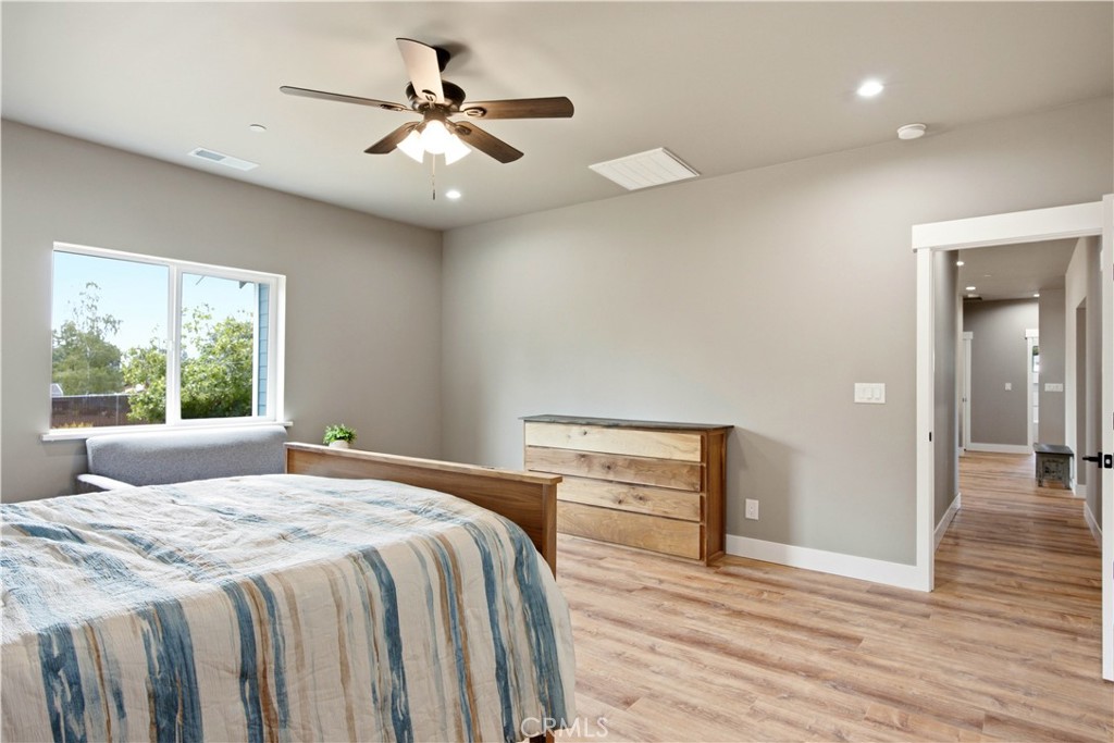 6337 Oliver Road Property Photo 18
