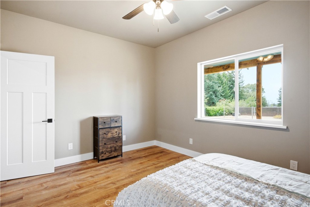 6337 Oliver Road Property Photo 23