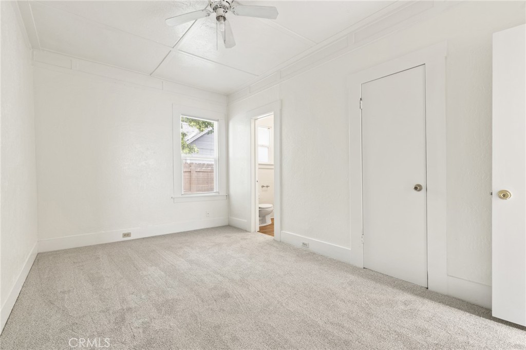1038 W 5th Street Property Photo 10