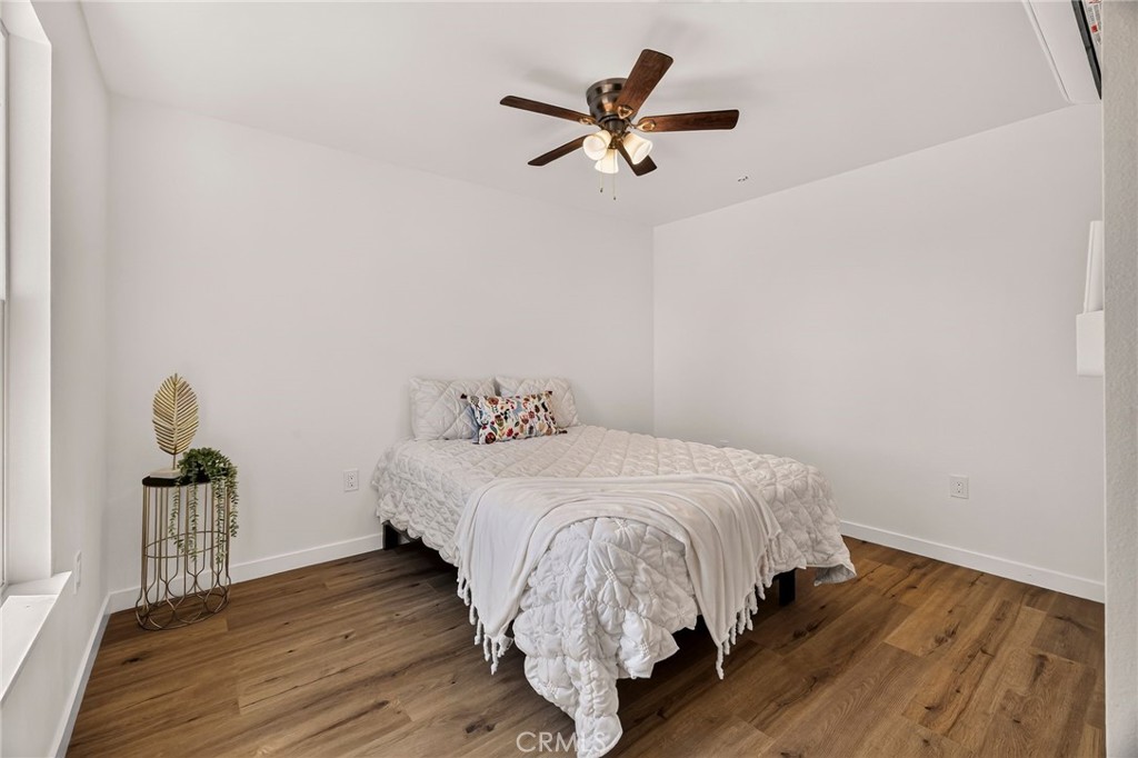 6815 Rexdale Property Photo 14