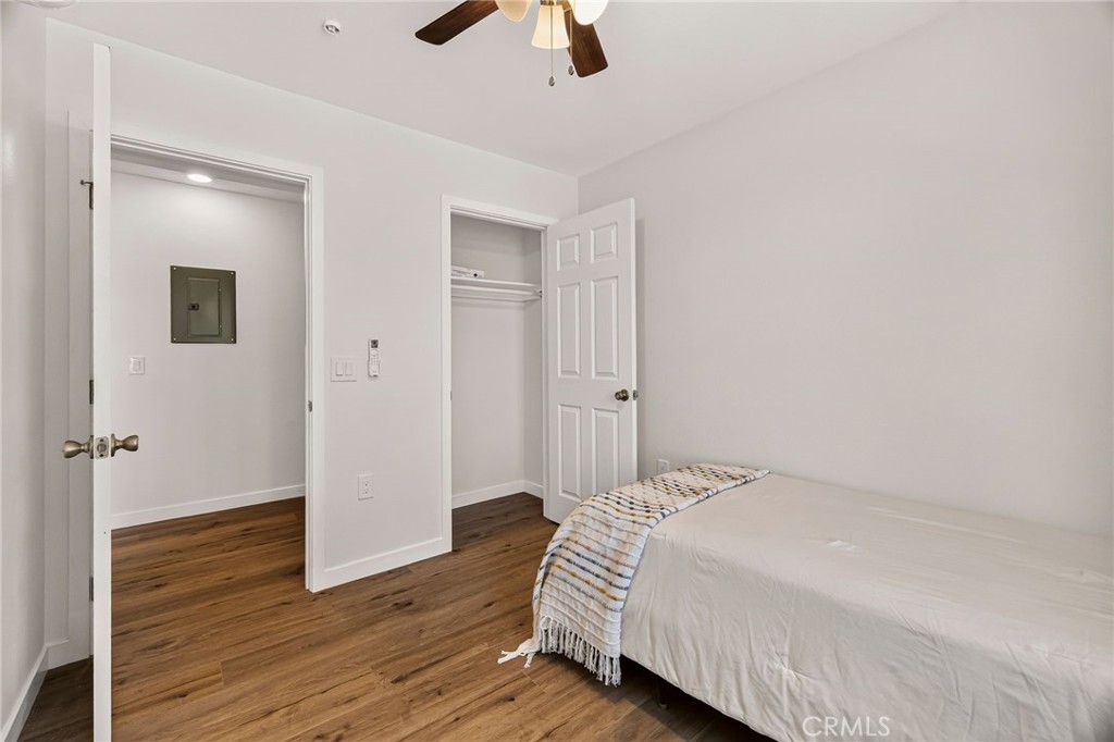 6815 Rexdale Property Photo 22