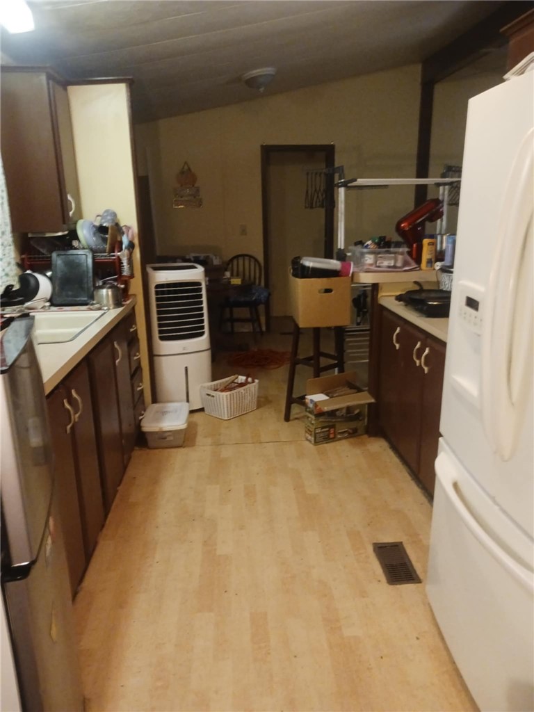 3835 Gardiner Ferry Rd 103 Property Photo 13