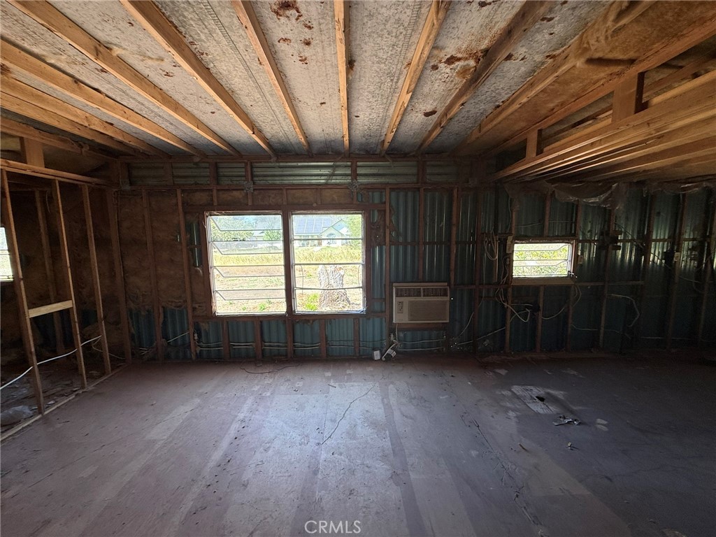 707 Justeson Property Photo 12
