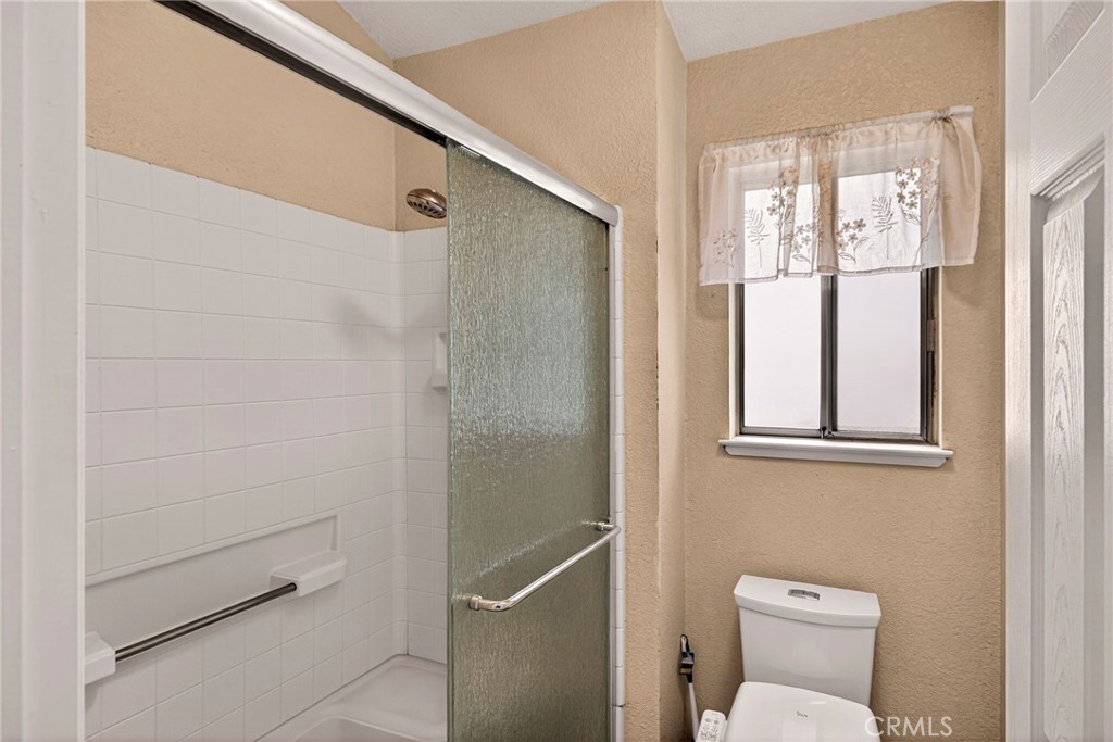 50 Lexington Property Photo 26
