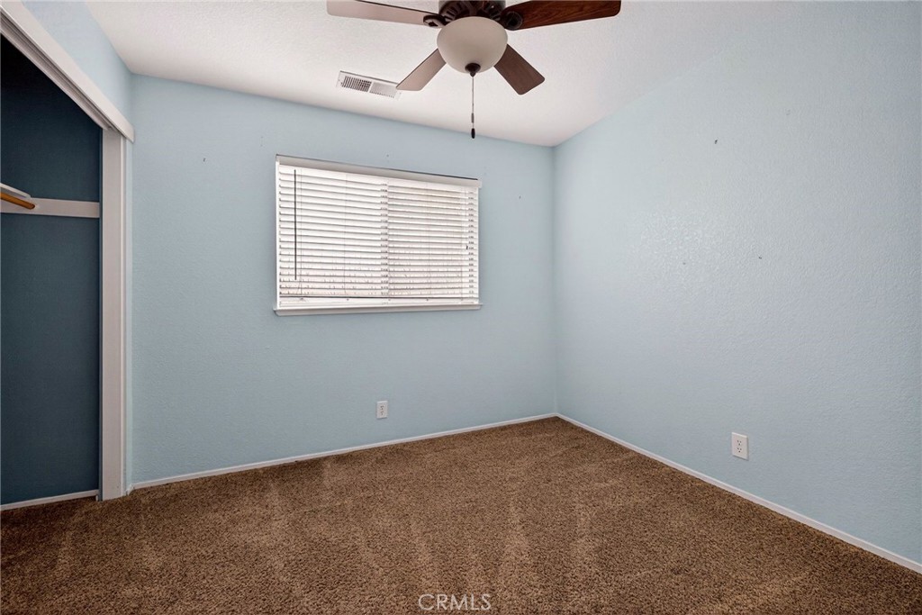 50 Lexington Property Photo 31