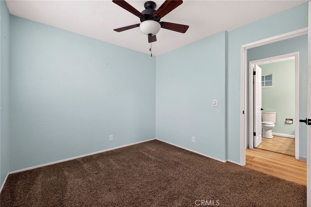 50 Lexington Property Photo 33