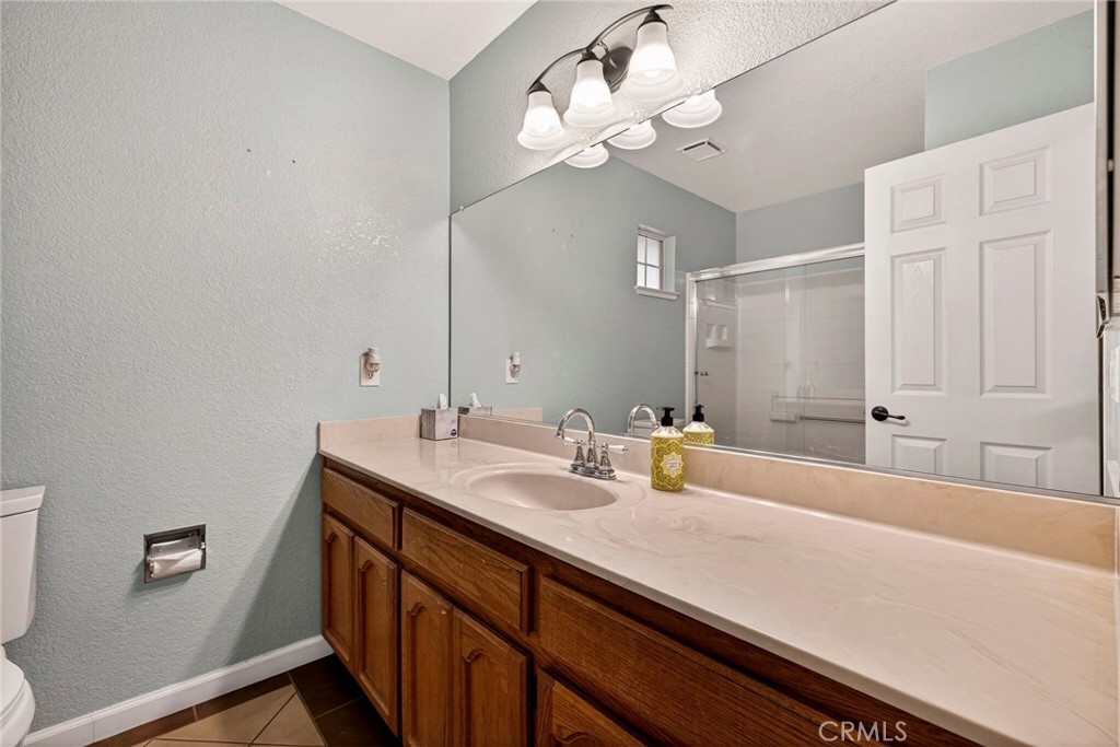 50 Lexington Property Photo 34