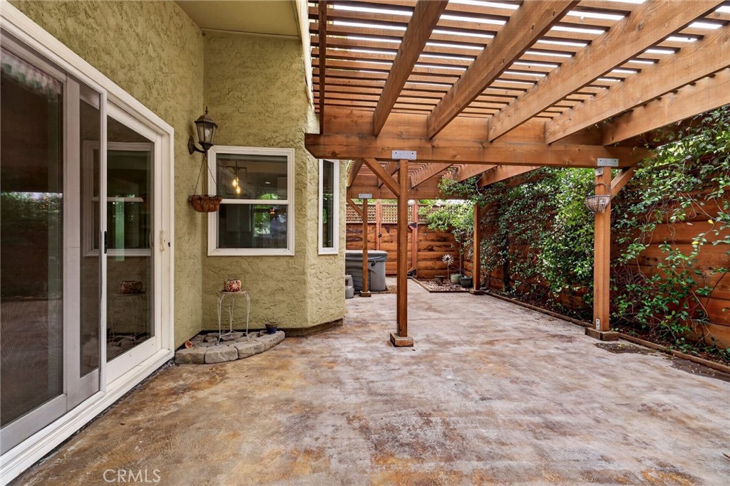 50 Lexington Property Photo 48
