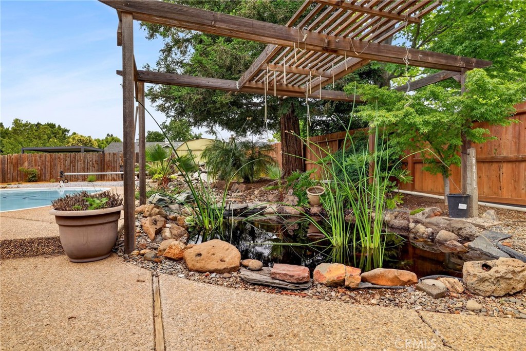 50 Lexington Property Photo 50