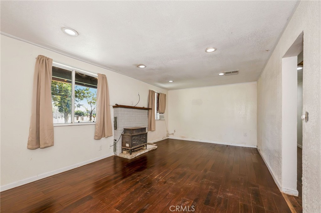 4733 County Rd E Property Photo 11