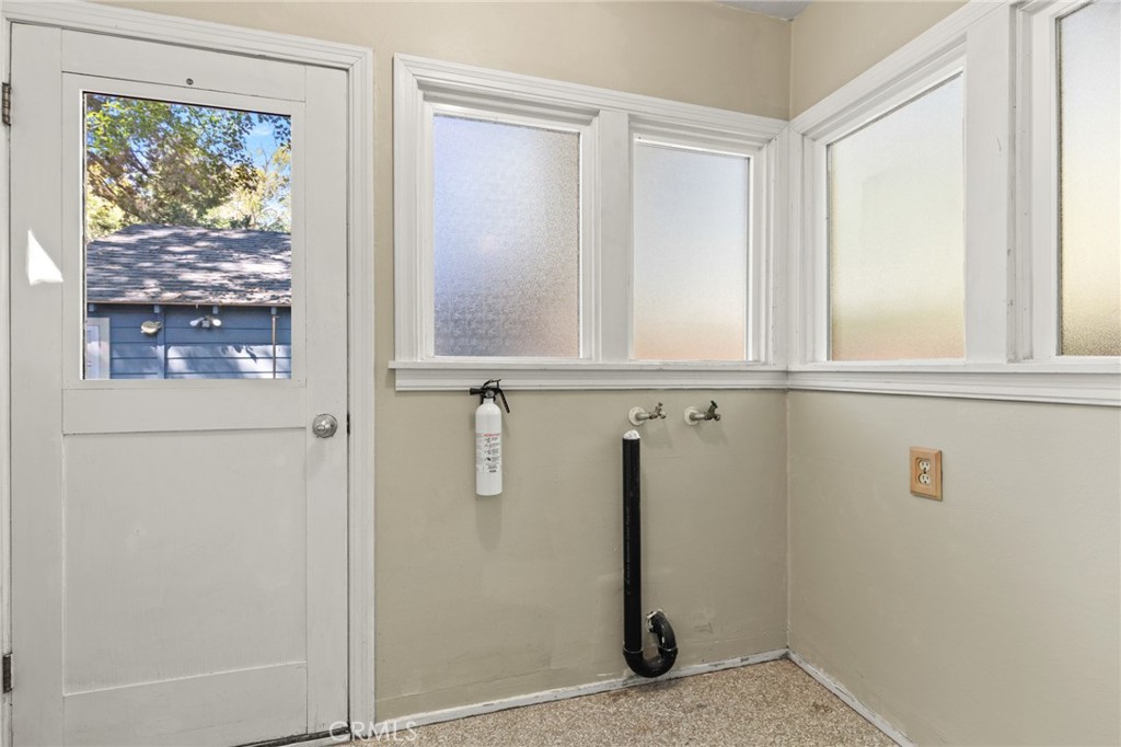 1063 Arcadian Avenue Property Photo 14