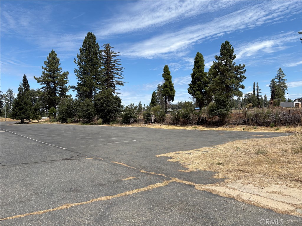 7224 Skyway Property Photo 9