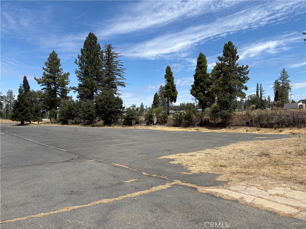 7224 Skyway Property Photo 9