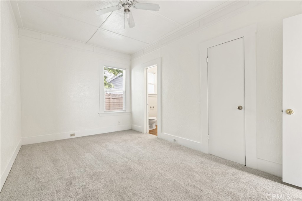 1038 W 5th Street Property Photo 10