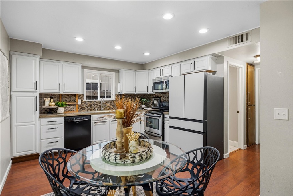 1005 Rushmore Avenue Property Photo 12