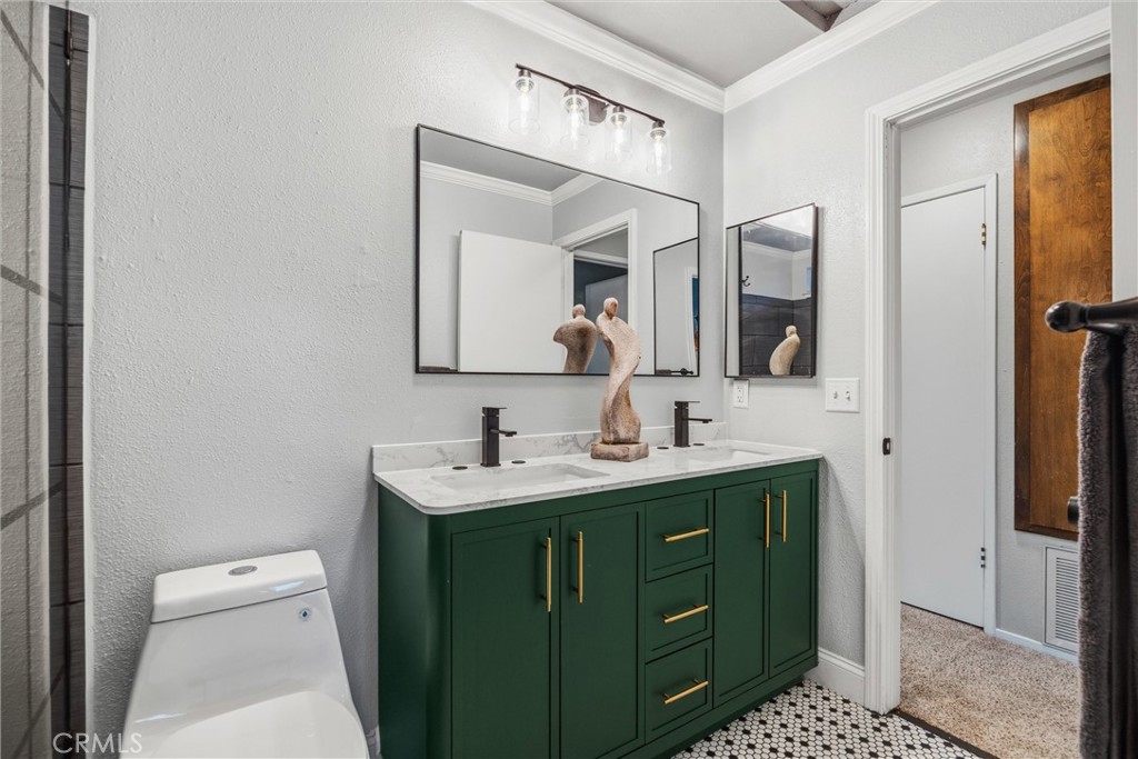 1005 Rushmore Avenue Property Photo 20