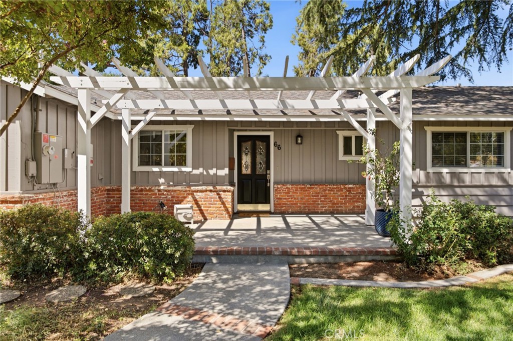 66 Cottage Avenue Property Photo 2