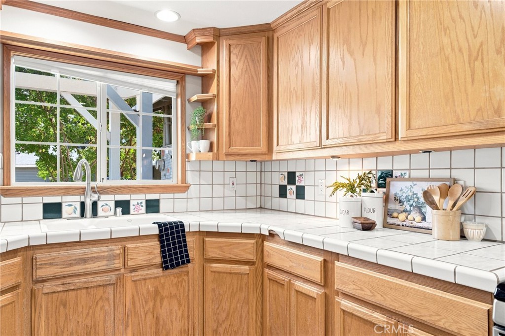 66 Cottage Avenue Property Photo 15