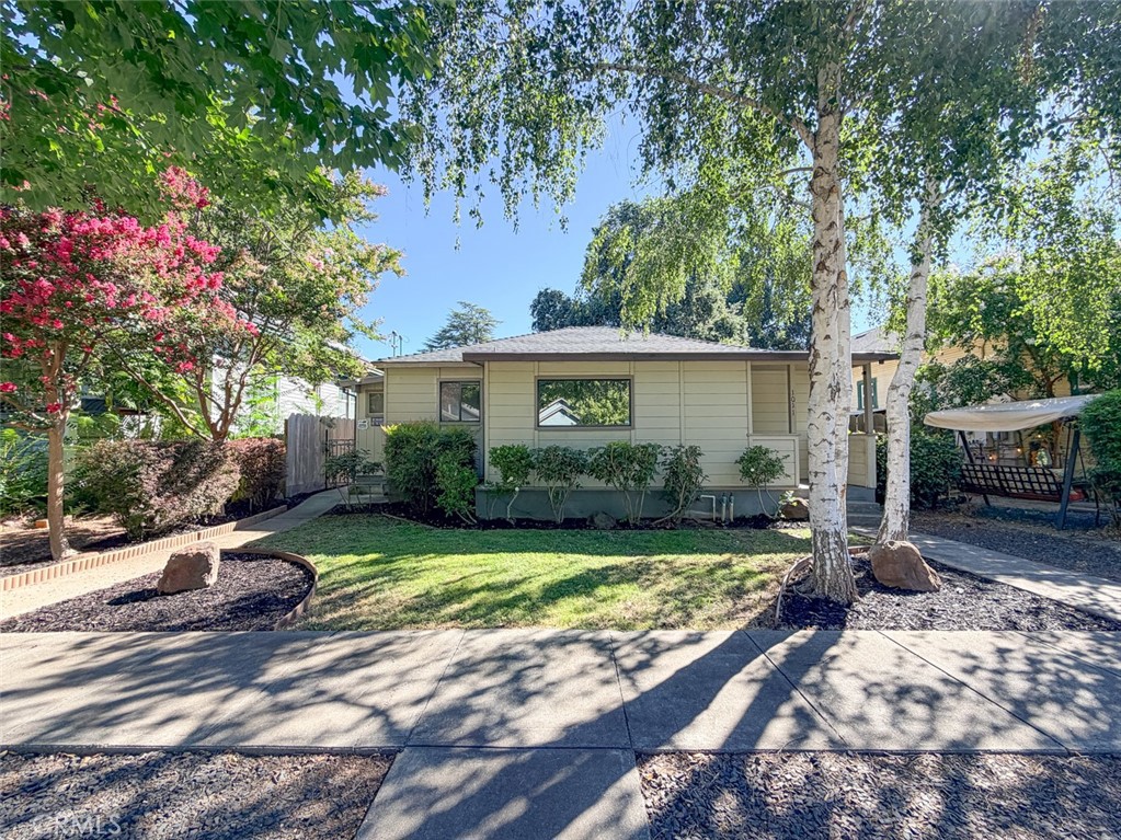 1011 Normal Avenue Property Photo 1