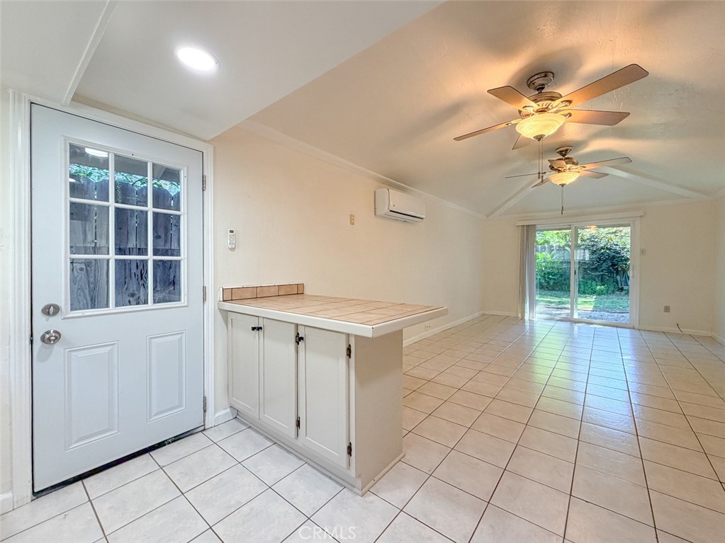1011 Normal Avenue Property Photo 24