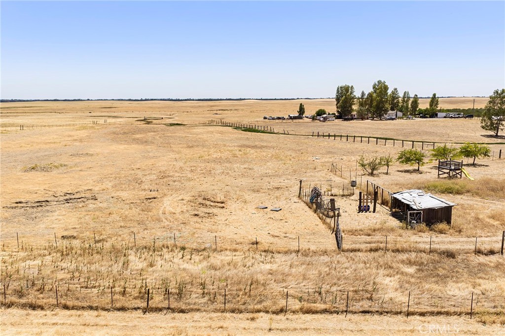 24661 Rowland Ln Property Photo 40