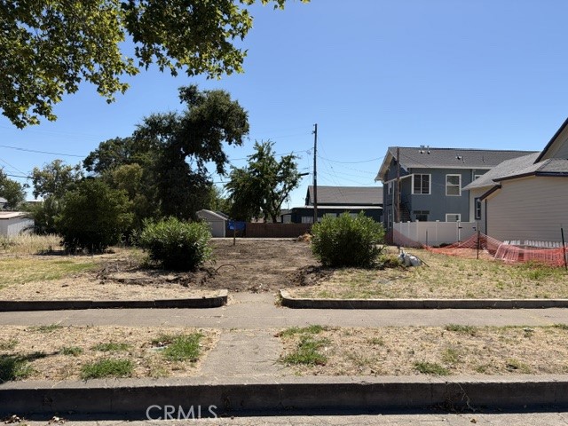541 Jefferson St Property Photo 1