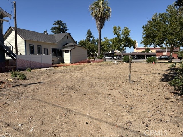 541 Jefferson St Property Photo 8