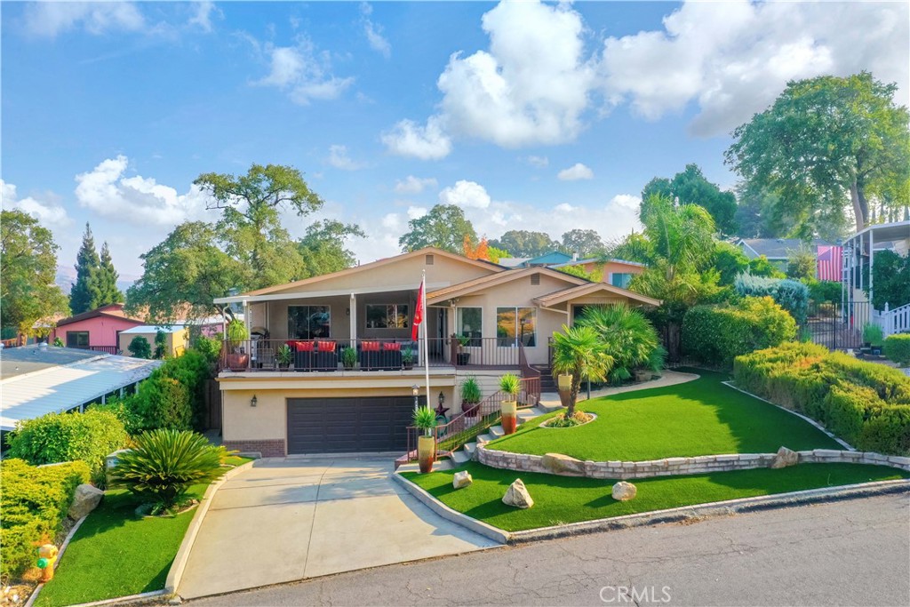474 Lodgeview Property Photo 2