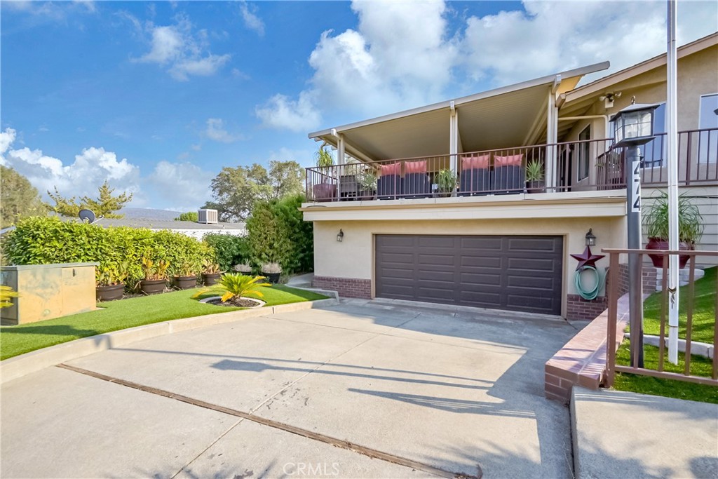474 Lodgeview Property Photo 7