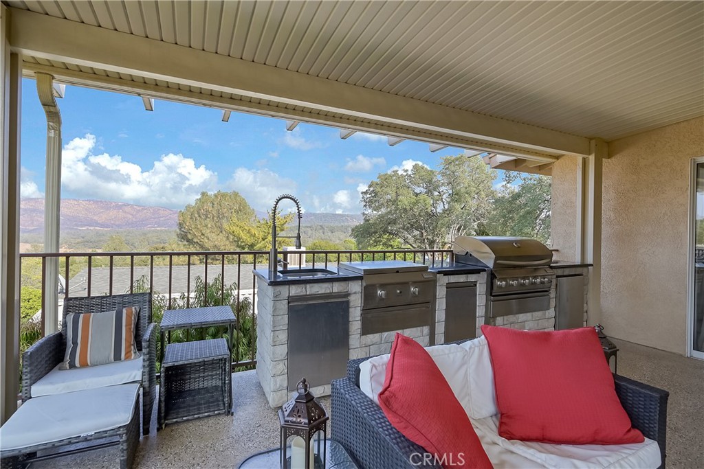 474 Lodgeview Property Photo 24