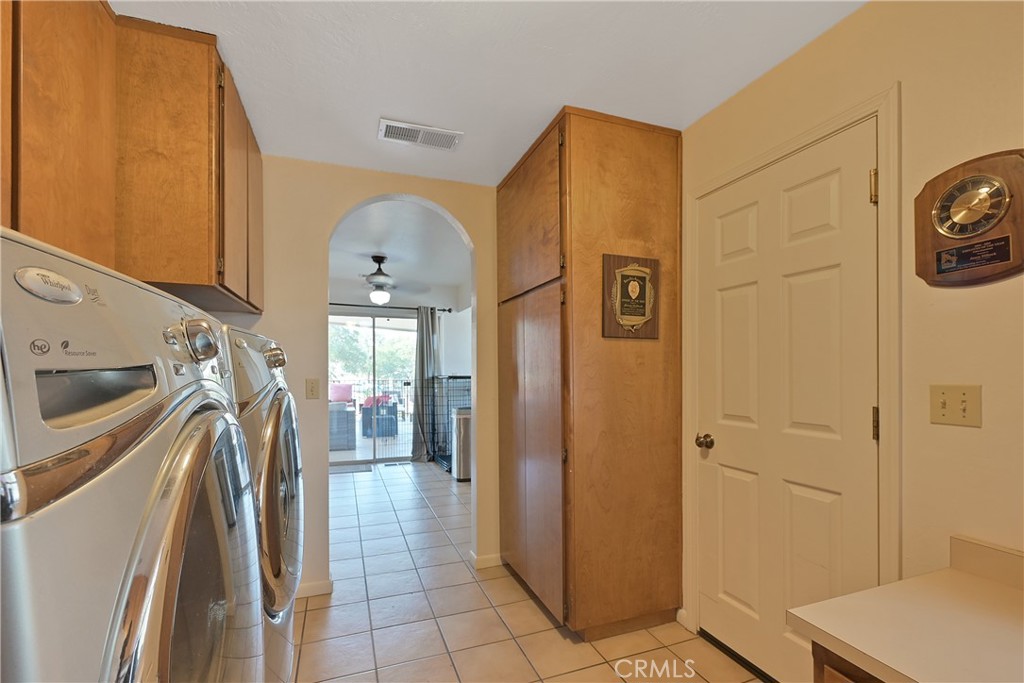 474 Lodgeview Property Photo 29