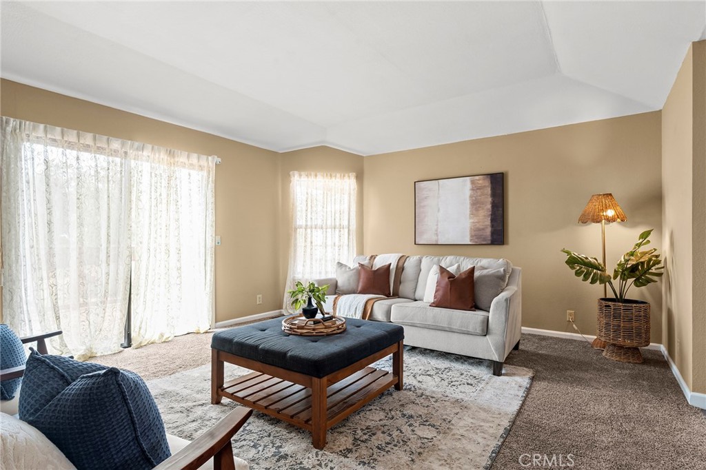 4992 Ravelle Court Property Photo 14