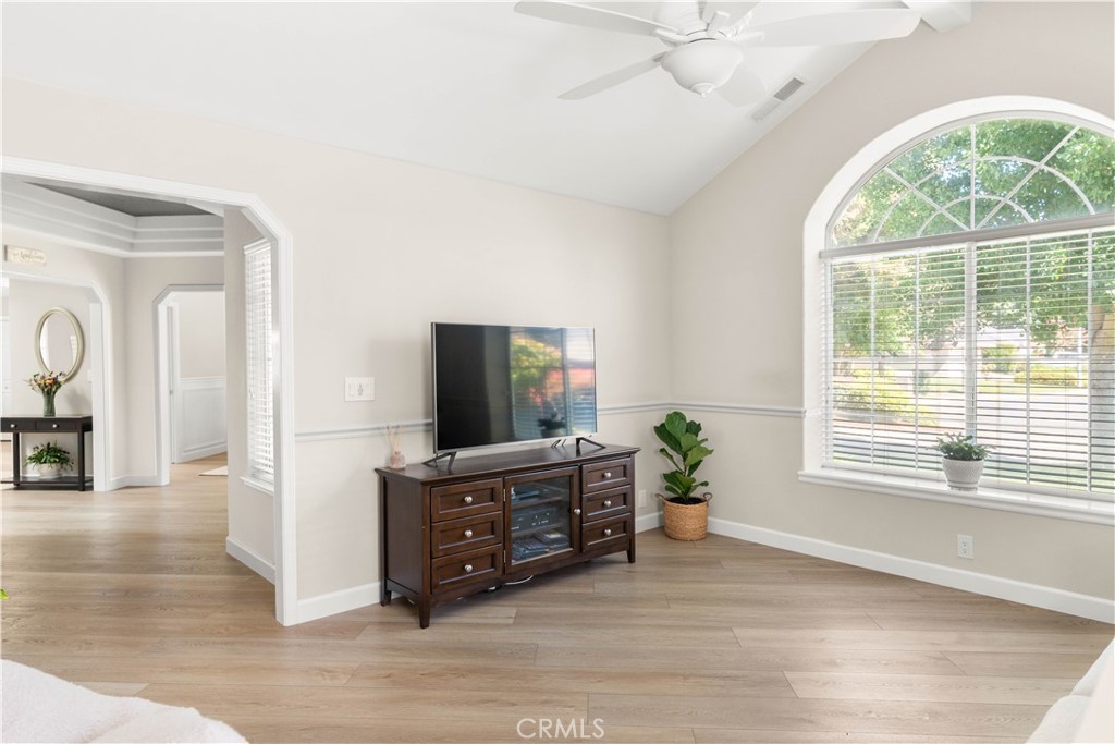 815 Westgate Court Property Photo 15
