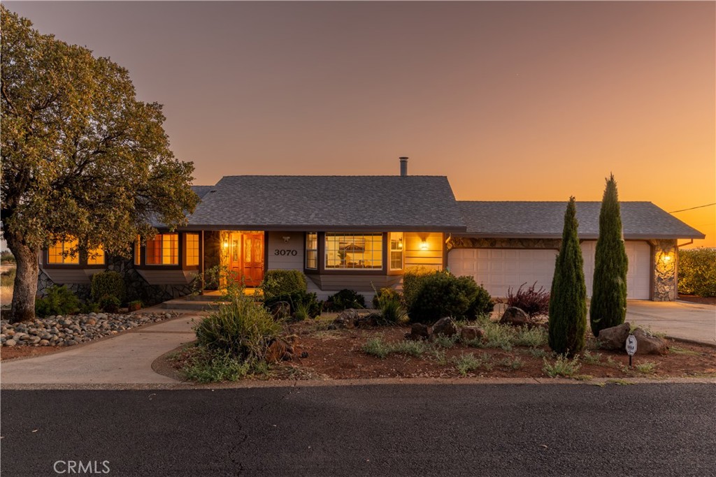 3070 Royal Meadow Property Photo 1