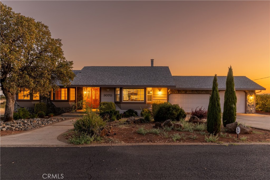 3070 Royal Meadow Property Photo 3