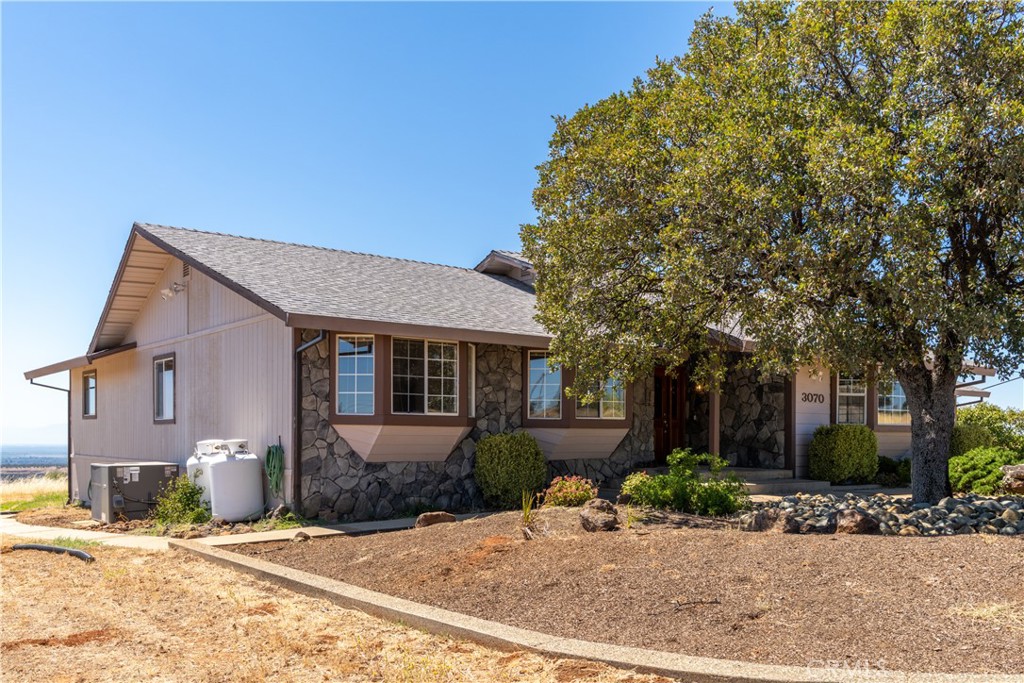 3070 Royal Meadow Property Photo 9