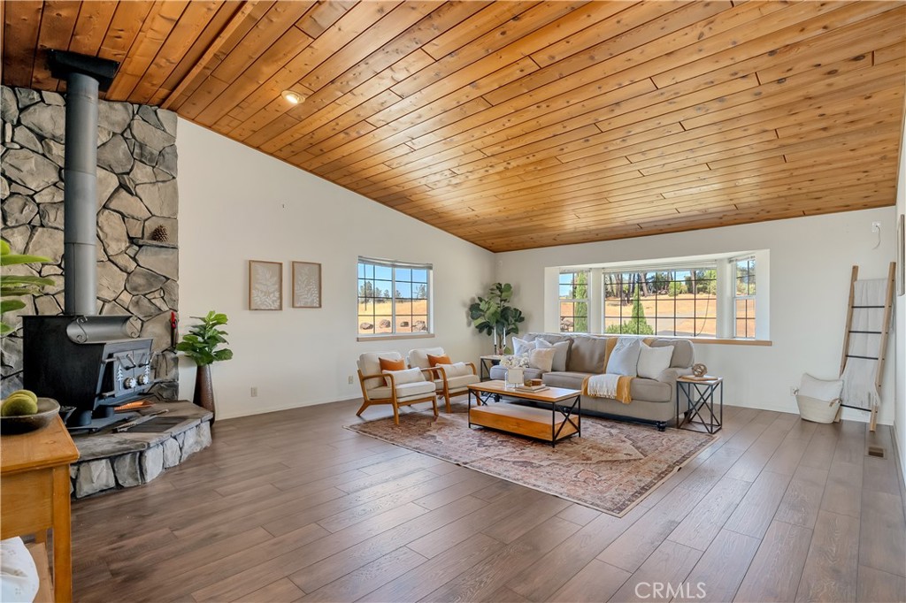 3070 Royal Meadow Property Photo 12