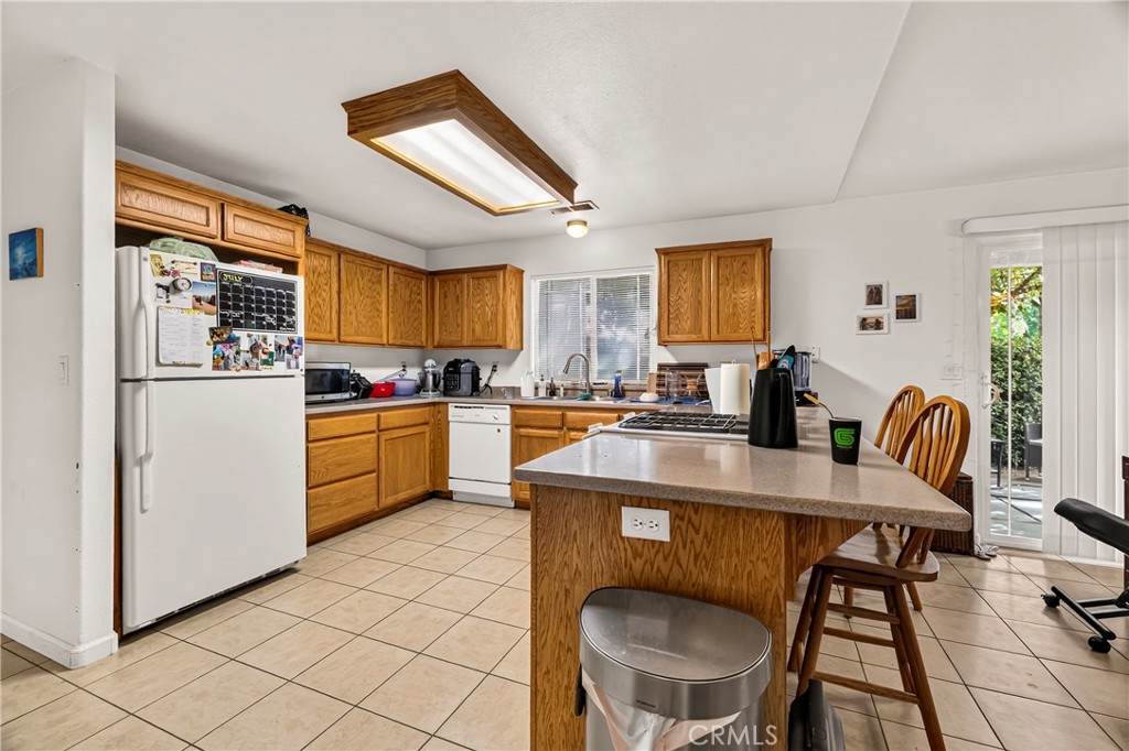 3279 Rockin M Property Photo 6