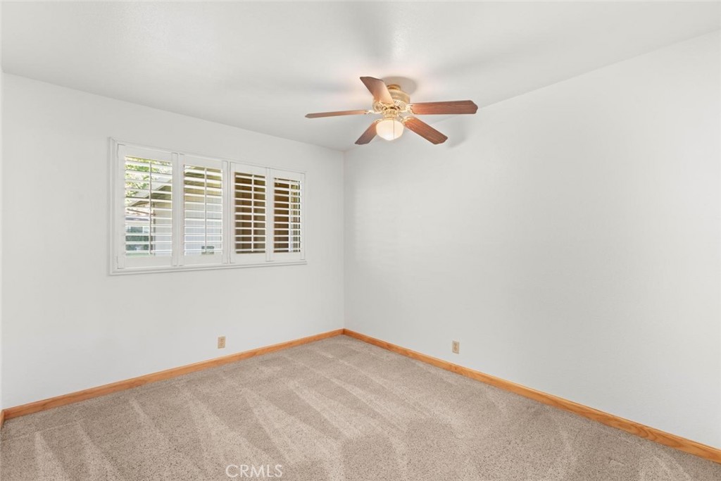 987 Jonell Property Photo 16