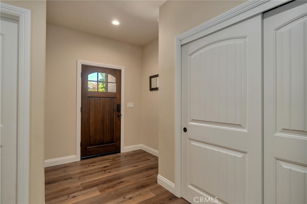 22 Pleasant Oak Property Photo 4