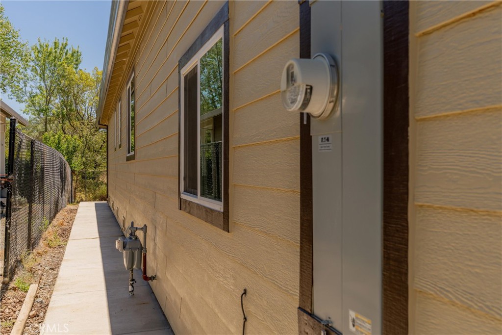 22 Pleasant Oak Property Photo 36