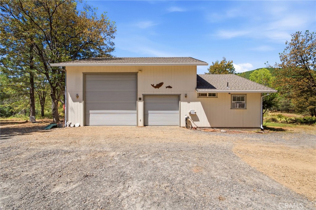 29529 Ca 299 East Property Photo 3