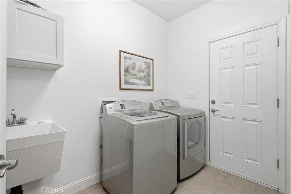 29529 Ca 299 East Property Photo 29