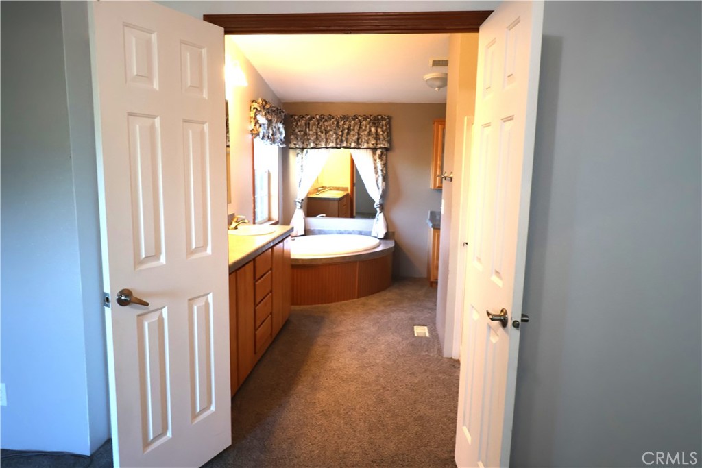 5731 99w Property Photo 18