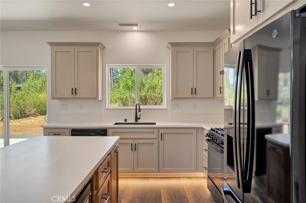 1647 Wee Dell Property Photo 13