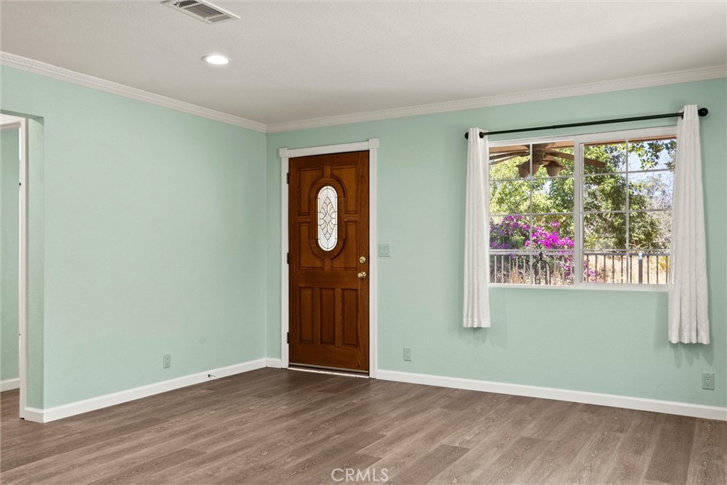 23353 Hamilton Property Photo 5